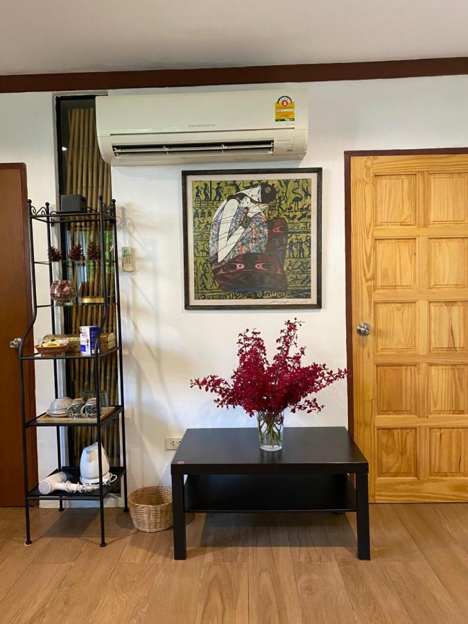 Cozycomo Bangkok Exterior photo